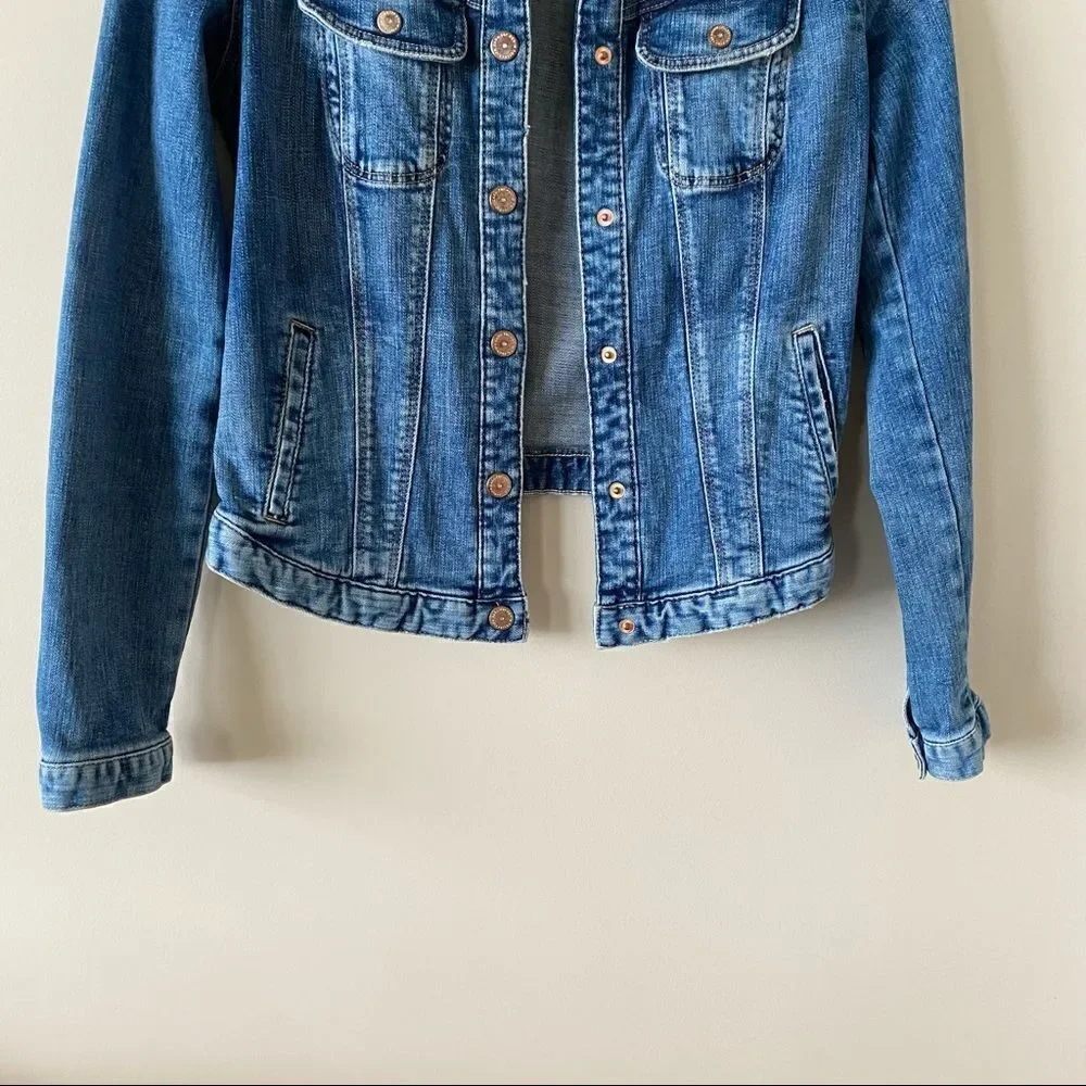 ZARA-FITTED Denim Mid Wash Distressed Jacket - Picture 6 of 13